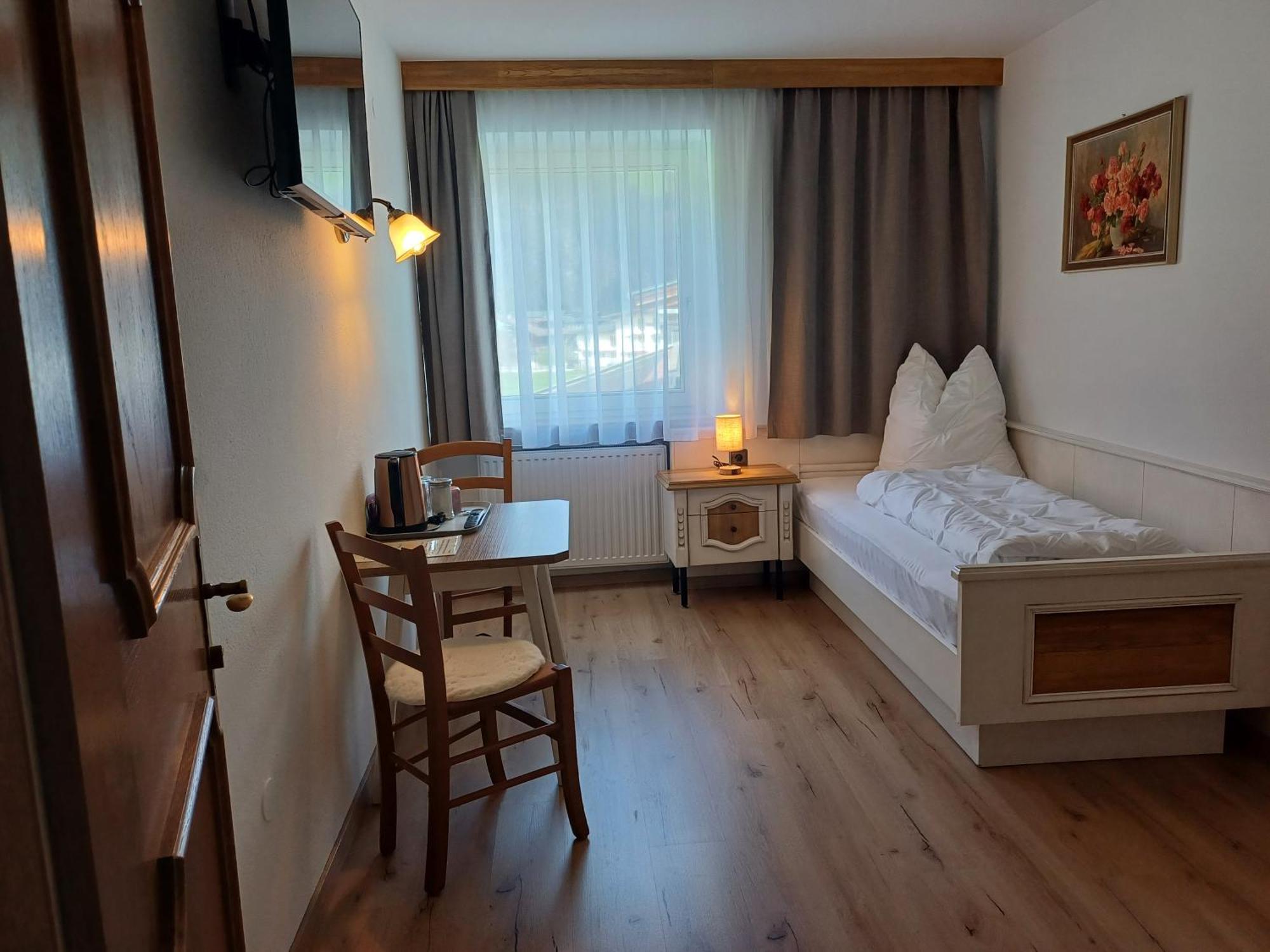 Gaestehaus Berta Zell am Ziller Habitación foto